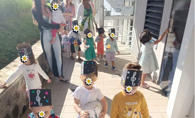 Fête de la Musique à la crèche Les Petits Pinpins à Saint-Joseph🎶, Saint-Denis, Les Petits Pas