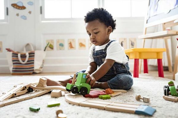 Faire garder son enfant de moins de 6 ans en micro-crèche à Saint-Denis et sa région