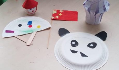 Masque et éventail sur le thème de La Chine
